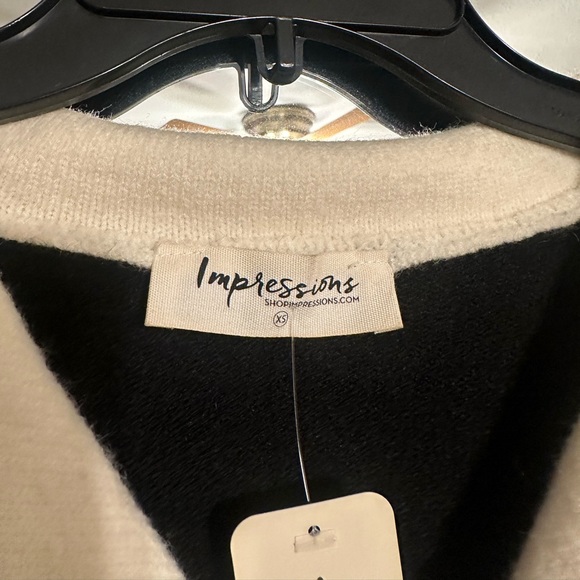 Quarter Zip Sweater - Picture 3 of 4